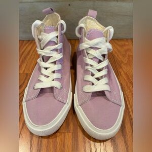 Lavender Canvas High Top Sneakers US Youth size 5/Women’s 6.5/EU 37